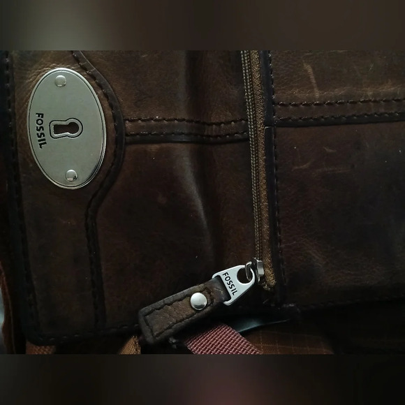 Fossil "Maddox" Wallet - Picture 2 of 6